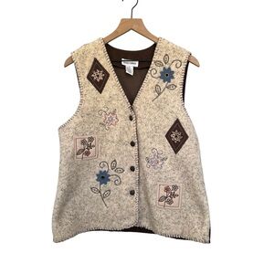 Vintage Women’s Beige Embroidered fall granny core sweater vest size medium